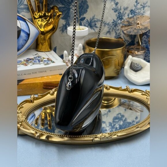 🆕 LULU GUINNESS 🧿 NWOT Black Medium Iconic Lips Perspex Clutch Bag - Picture 6 of 16